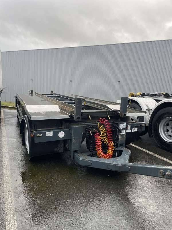 Remorque 2 Essieux 19 TONNES - PORTE CAISSON - Роло/ Подизач приколка: слика 1 Remorque 2 Essieux 19 TONNES - PORTE CAISSON - Роло/ Подизач приколка: слика 1