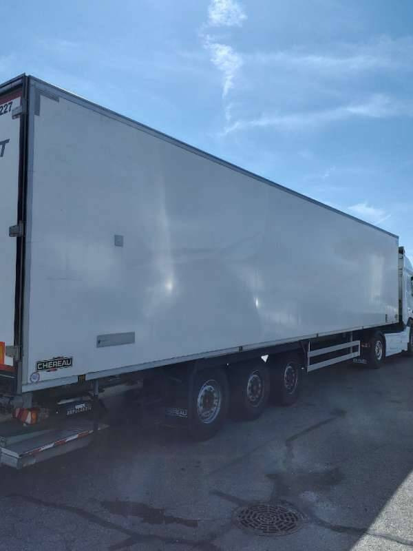 Semi-remorque 3 Essieux FRIGO 38 TONNES HAYON CAISSE CHEREAU GROUPE CARRIER VECTOR 1950 MT - Полуприколка ладилник: слика 4 Semi-remorque 3 Essieux FRIGO 38 TONNES HAYON CAISSE CHEREAU GROUPE CARRIER VECTOR 1950 MT - Полуприколка ладилник: слика 4