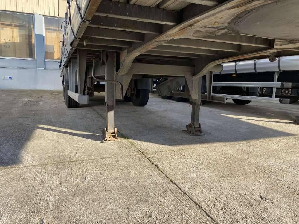 Semi-remorque 3 Essieux SEMI RECONDITIONNEE - 38 TONNES 2 PORTES AR - Полуприколка со церада: слика 5 Semi-remorque 3 Essieux SEMI RECONDITIONNEE - 38 TONNES 2 PORTES AR - Полуприколка со церада: слика 5