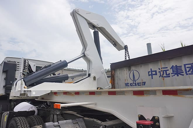 China Container Side Loader Price for Sale in Ghana - Транспортер на контејнер/ Полуприколка со променливо тело: слика 2 China Container Side Loader Price for Sale in Ghana - Транспортер на контејнер/ Полуприколка со променливо тело: слика 2
