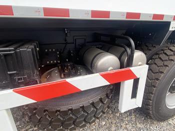 SHACMAN Shacman Tipper Truck for Sale in Jamaica - Кипер: слика 5 SHACMAN Shacman Tipper Truck for Sale in Jamaica - Кипер: слика 5