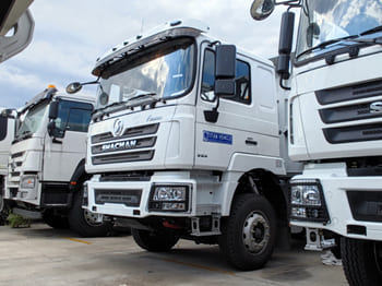 SHACMAN Shacman Tractor Truck for Sale in Malawi - Кипер: слика 3 SHACMAN Shacman Tractor Truck for Sale in Malawi - Кипер: слика 3