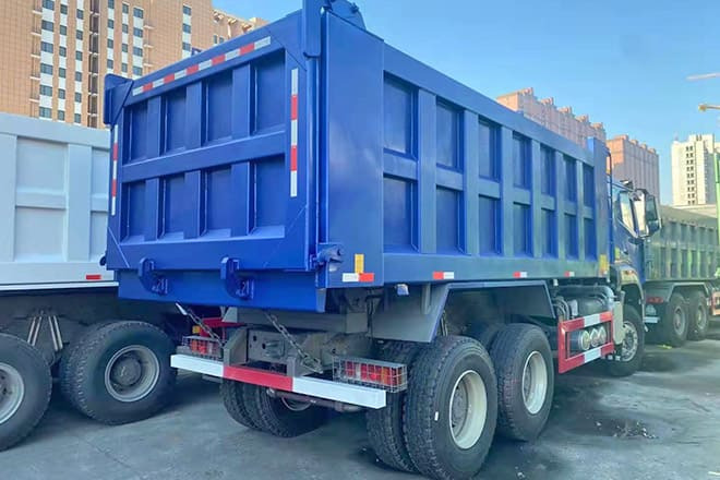 SINOTRUK Sinotruk Howo 380 New Dump Trucks for Sale in Côte d'Ivoire - Кипер: слика 4 SINOTRUK Sinotruk Howo 380 New Dump Trucks for Sale in Côte d'Ivoire - Кипер: слика 4