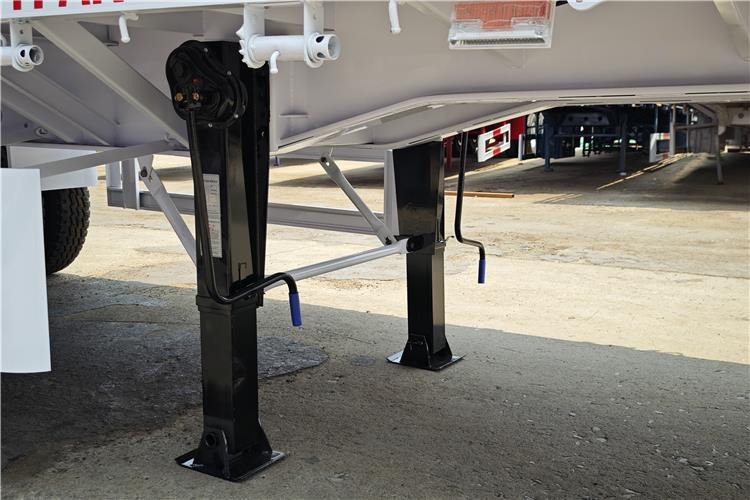 TITAN 4 Axle Livestock Truck Trailer for Sale In Guam - Полуприколка за добиток: слика 4 TITAN 4 Axle Livestock Truck Trailer for Sale In Guam - Полуприколка за добиток: слика 4