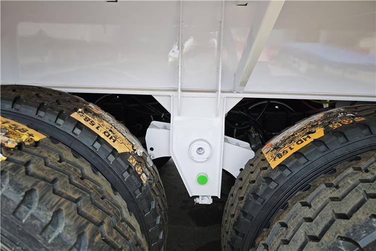 TITAN 4 Axle Livestock Truck Trailer for Sale In Guam - Полуприколка за добиток: слика 3 TITAN 4 Axle Livestock Truck Trailer for Sale In Guam - Полуприколка за добиток: слика 3