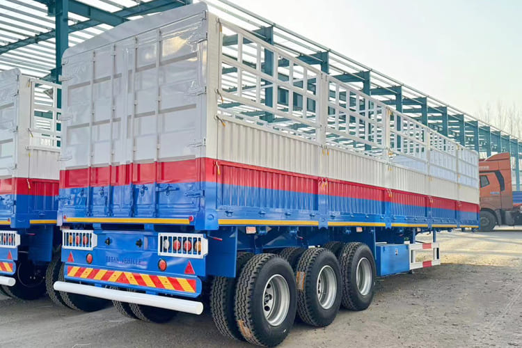 TITAN Livestock Trailer for Sale in Ghana - Полуприколка за добиток: слика 1 TITAN Livestock Trailer for Sale in Ghana - Полуприколка за добиток: слика 1