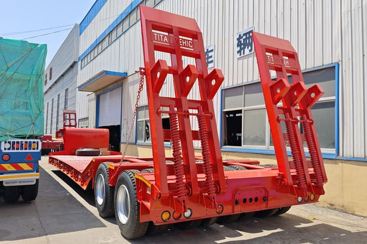 TITAN Lowbed Trailer for Sale in Saudi Arabia - Полуприколка за низок утовар: слика 1 TITAN Lowbed Trailer for Sale in Saudi Arabia - Полуприколка за низок утовар: слика 1