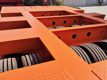 TITAN Lowboy Gooseneck Trailer for Sale in Malawi - Полуприколка за низок утовар: слика 4 TITAN Lowboy Gooseneck Trailer for Sale in Malawi - Полуприколка за низок утовар: слика 4