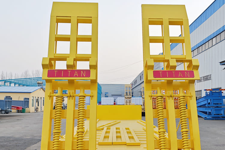 TITAN Semi Low Bed Trailer for Sale in Zambia - Полуприколка за низок утовар: слика 5 TITAN Semi Low Bed Trailer for Sale in Zambia - Полуприколка за низок утовар: слика 5