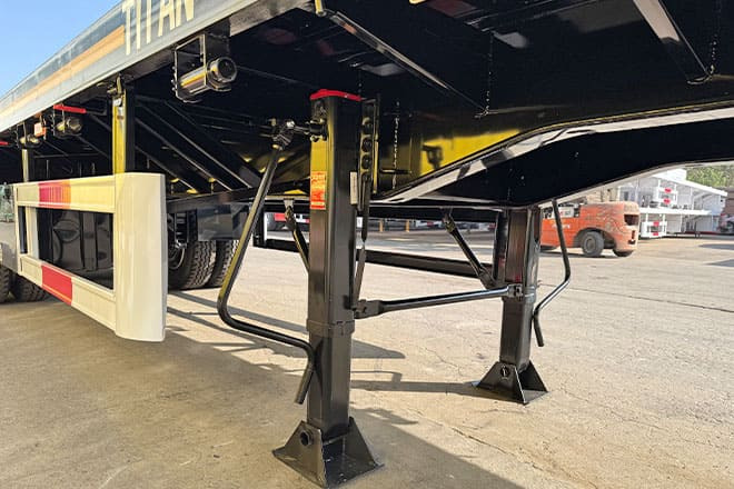 TITAN Tri Axle Flatbed Trailer for Sale in Jamaica - Полуприколка платформа: слика 4 TITAN Tri Axle Flatbed Trailer for Sale in Jamaica - Полуприколка платформа: слика 4