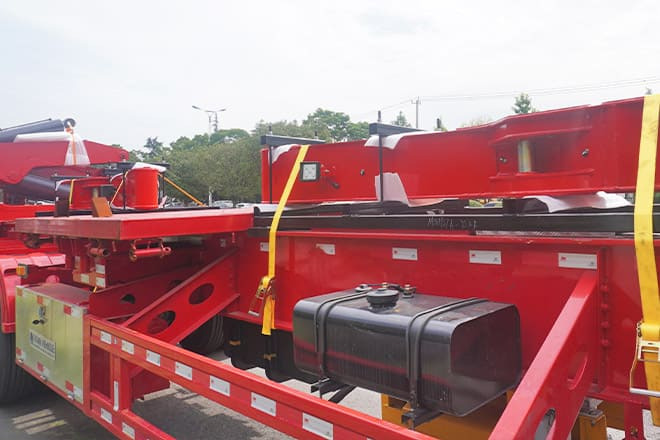 XCMG 2025 New Container Side Loader Trailer for Sale in Tanzania - Транспортер на контејнер/ Полуприколка со променливо тело: слика 5 XCMG 2025 New Container Side Loader Trailer for Sale in Tanzania - Транспортер на контејнер/ Полуприколка со променливо тело: слика 5