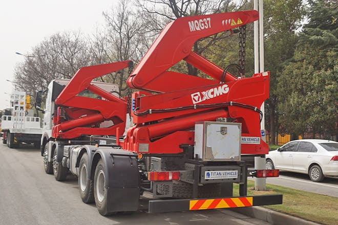 Нов Транспортер на контејнер/ Камион со променливо тело за транспорт на контејнери XCMG 37 Ton Side Loader Truck for Sale in Mexico: слика 6 Нов Транспортер на контејнер/ Камион со променливо тело за транспорт на контејнери XCMG 37 Ton Side Loader Truck for Sale in Mexico: слика 6