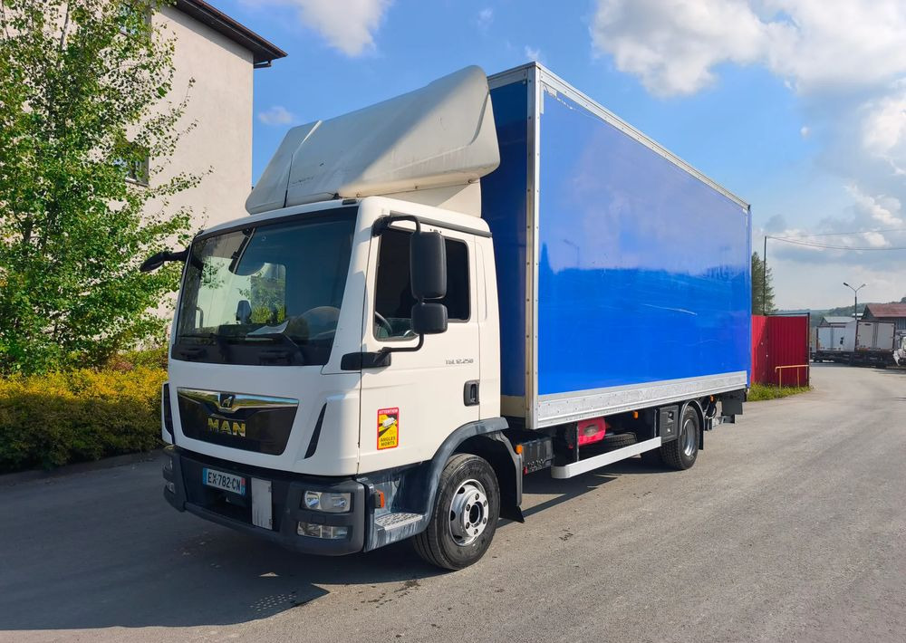 MAN TGL 12.250 podwozie do zabudowy - Камион со кабинска шасија: слика 2 MAN TGL 12.250 podwozie do zabudowy - Камион со кабинска шасија: слика 2