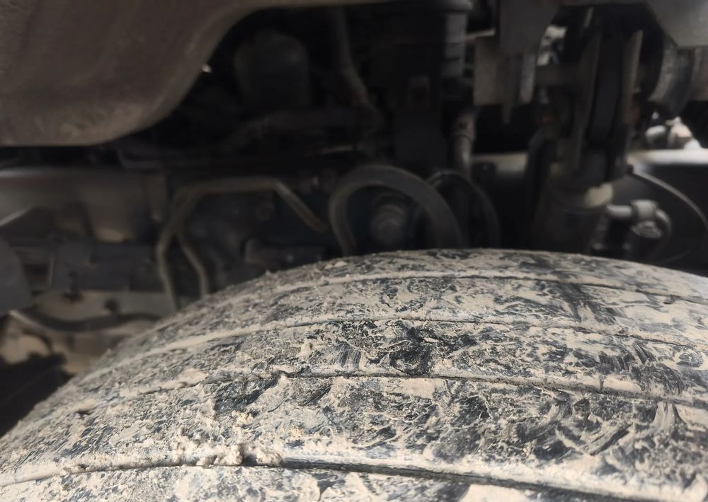 Renault Gama D 18.280 rama do zabudowy poduszka - Камион со кабинска шасија: слика 4 Renault Gama D 18.280 rama do zabudowy poduszka - Камион со кабинска шасија: слика 4