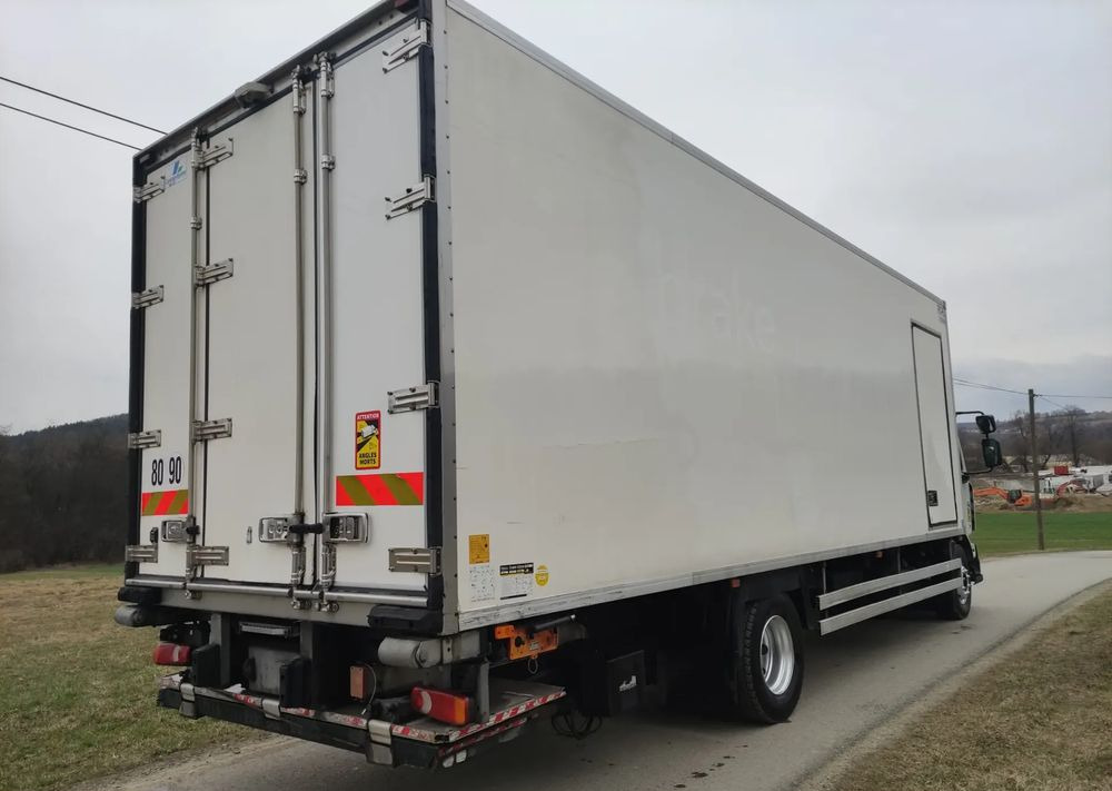 Renault Midlum 270.16 Dxi rama do zabudowy poduszka blokada klima 8 biegów - Камион со кабинска шасија: слика 4 Renault Midlum 270.16 Dxi rama do zabudowy poduszka blokada klima 8 biegów - Камион со кабинска шасија: слика 4
