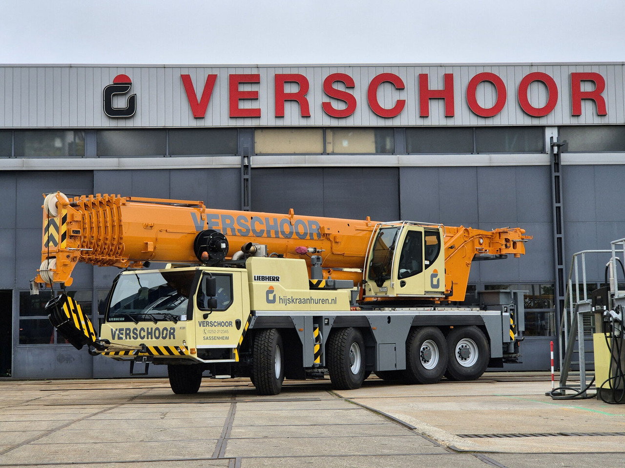 Liebherr Liebherr LTM 1120-4.1 - Кран за секакви терени: слика 1 Liebherr Liebherr LTM 1120-4.1 - Кран за секакви терени: слика 1