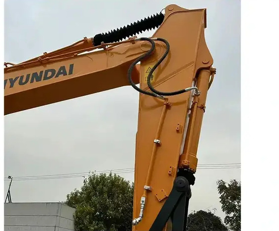 2020 Hyundai R305 - Багер гасеничар: слика 2 2020 Hyundai R305 - Багер гасеничар: слика 2