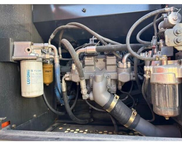 2022 Hitachi ZX200-3 - Багер гасеничар: слика 2 2022 Hitachi ZX200-3 - Багер гасеничар: слика 2