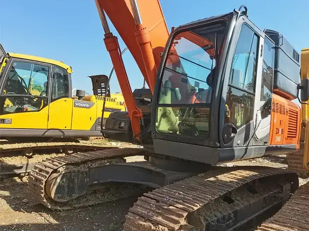 2022 Hitachi ZX240 - Багер гасеничар: слика 4 2022 Hitachi ZX240 - Багер гасеничар: слика 4