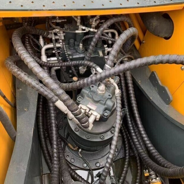 2023 Hyundai R305 - Багер гасеничар: слика 3 2023 Hyundai R305 - Багер гасеничар: слика 3