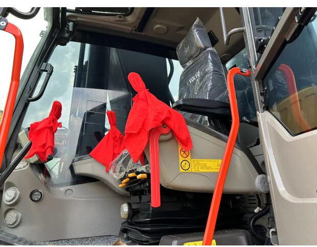 2023 Volvo EC 350 - Багер гасеничар: слика 3 2023 Volvo EC 350 - Багер гасеничар: слика 3