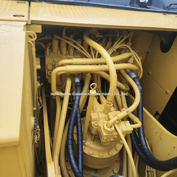 2024 Caterpillar 323GC - Багер гасеничар: слика 3 2024 Caterpillar 323GC - Багер гасеничар: слика 3