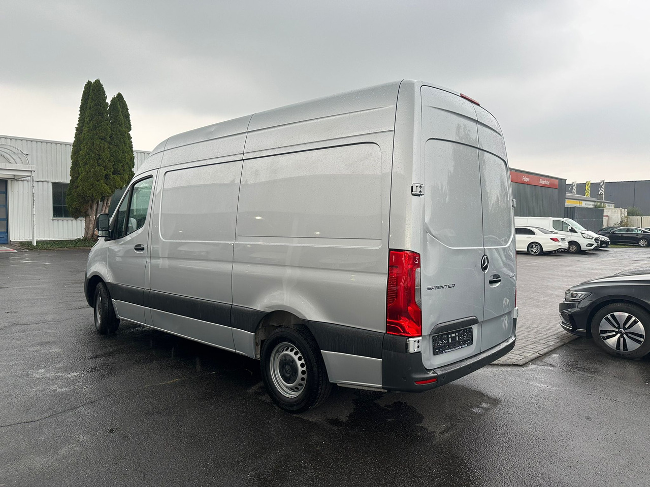 MERCEDES-BENZ Sprinter - Товарно комбе: слика 3 MERCEDES-BENZ Sprinter - Товарно комбе: слика 3