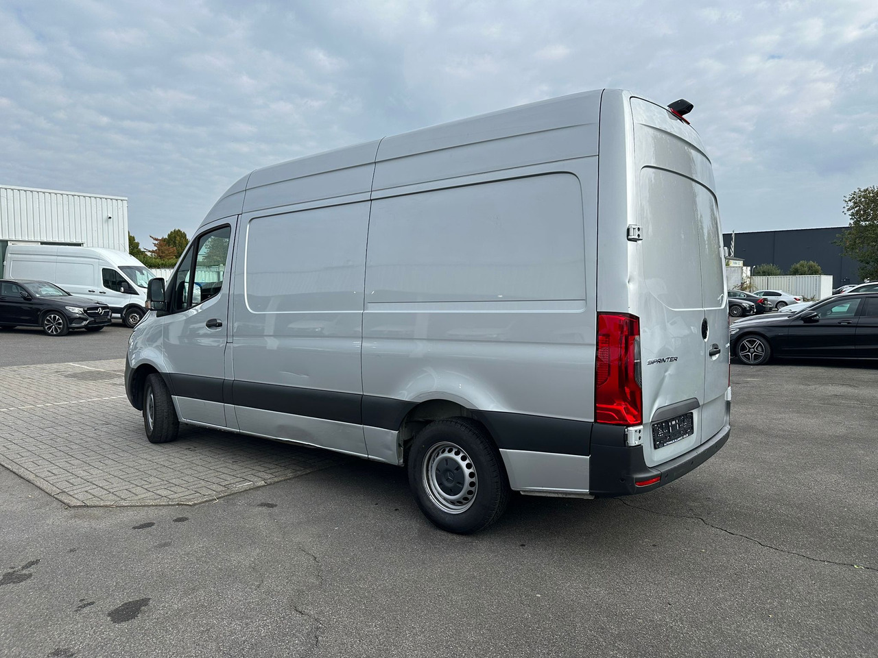 MERCEDES-BENZ Sprinter - Товарно комбе: слика 3 MERCEDES-BENZ Sprinter - Товарно комбе: слика 3