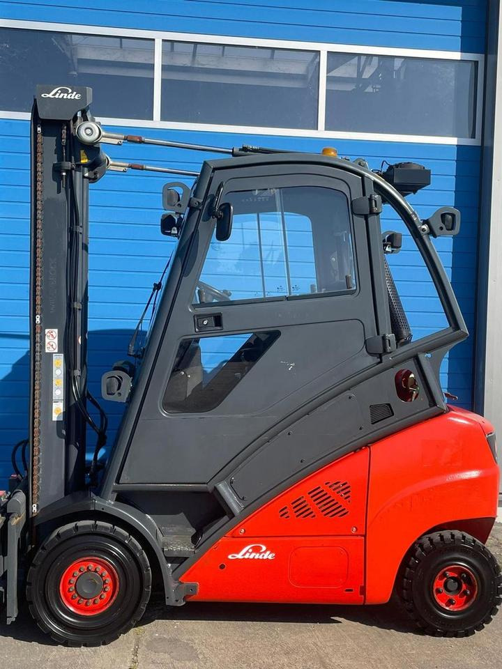 Linde H 35 T - 4745 h - Seitenschieber neu - - Плински вилушкар: слика 2 Linde H 35 T - 4745 h - Seitenschieber neu - - Плински вилушкар: слика 2