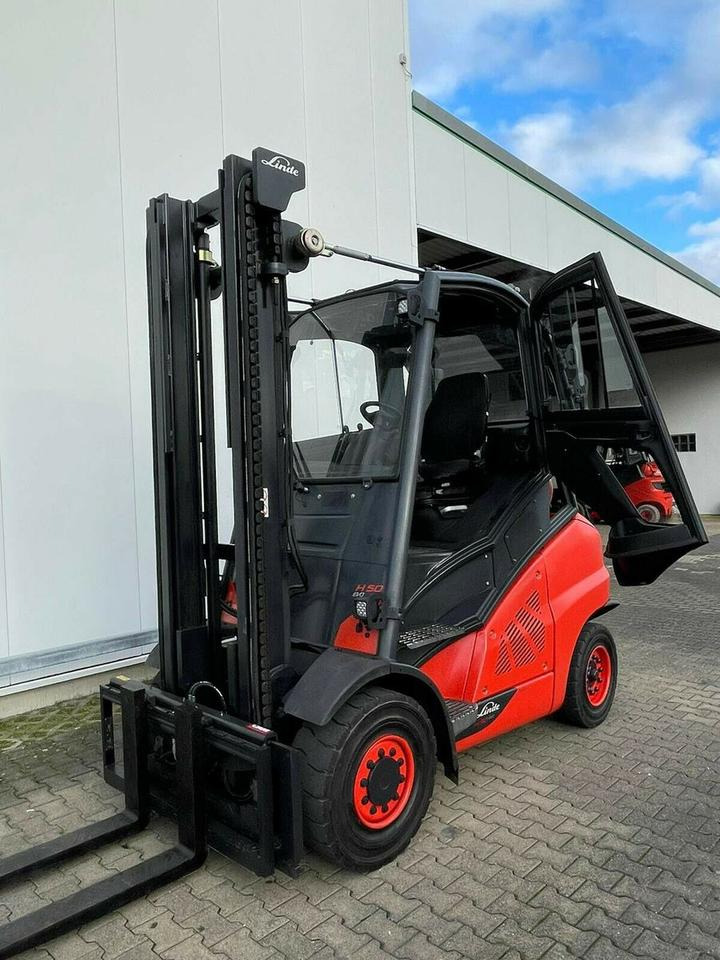 Linde Linde H 50 T - 7.390 h - Seitenschieber/Zinken neu - - Плински вилушкар: слика 2 Linde Linde H 50 T - 7.390 h - Seitenschieber/Zinken neu - - Плински вилушкар: слика 2