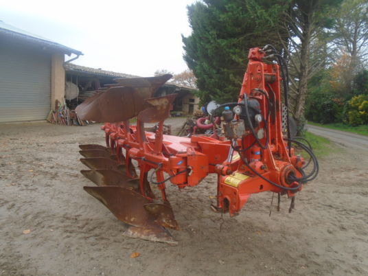 Kuhn VARIMASTER 180 - Плуг: слика 4 Kuhn VARIMASTER 180 - Плуг: слика 4