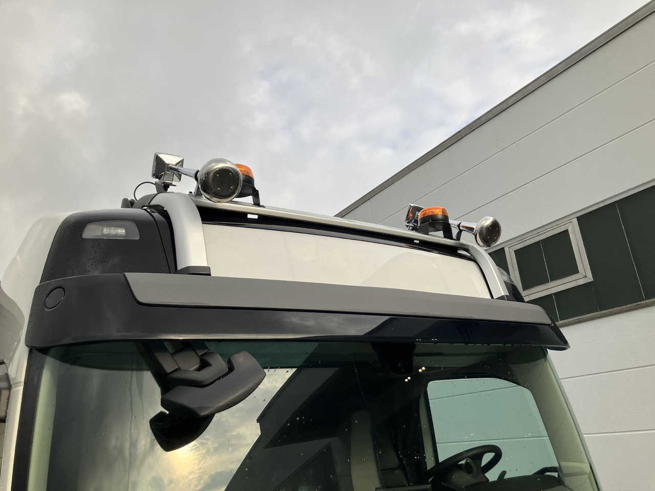 VOLVO FMX 540 6x2 Globetrotter Chassis - Камион со кабинска шасија: слика 5 VOLVO FMX 540 6x2 Globetrotter Chassis - Камион со кабинска шасија: слика 5