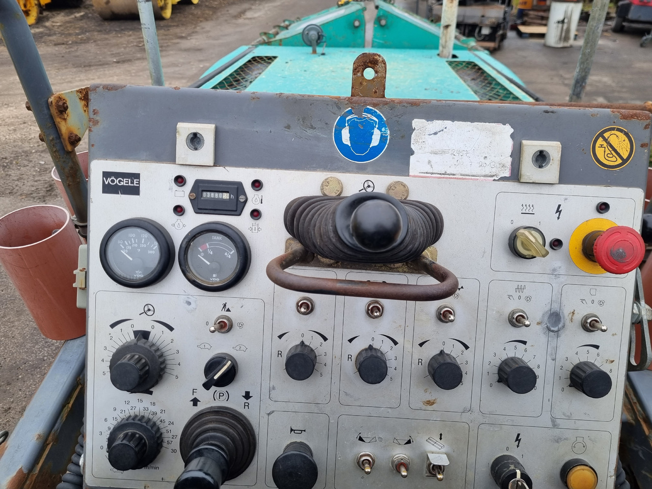 VÖGELE SUPER 800 - Асфалтен поплочувач: слика 4 VÖGELE SUPER 800 - Асфалтен поплочувач: слика 4