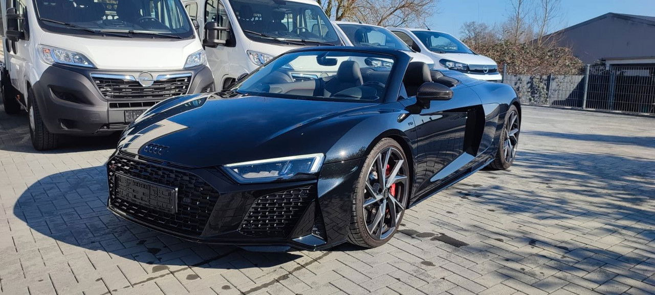 Audi R8 Spyder 5.2 FSI RWD performance - Кабриолет: слика 1 Audi R8 Spyder 5.2 FSI RWD performance - Кабриолет: слика 1