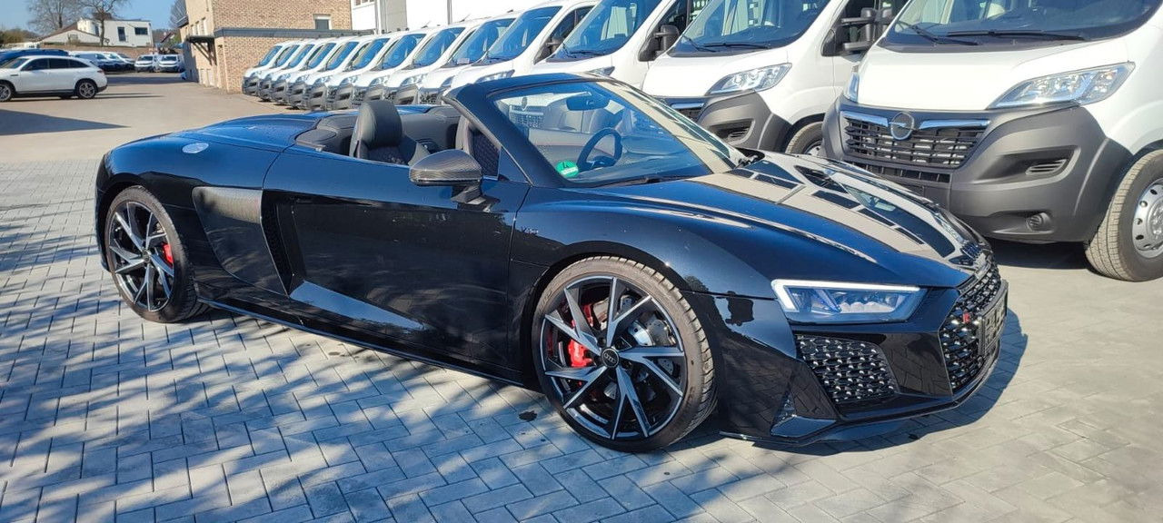 Audi R8 Spyder 5.2 FSI RWD performance - Кабриолет: слика 2 Audi R8 Spyder 5.2 FSI RWD performance - Кабриолет: слика 2