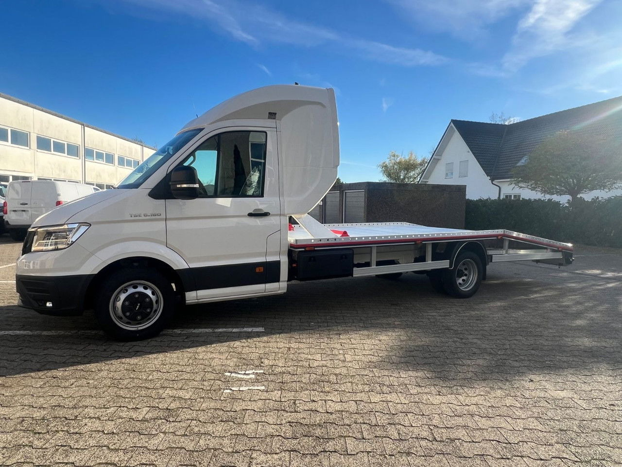 MAN TGE 6.160 Automatic Schlafkab Sofort Verfügbarba - Автотранспортен камион: слика 3 MAN TGE 6.160 Automatic Schlafkab Sofort Verfügbarba - Автотранспортен камион: слика 3