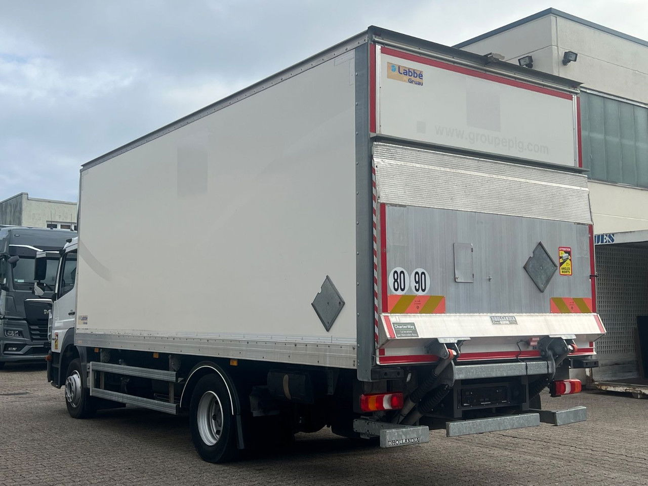 Mercedes-Benz Atego 1218 L Classic-Vermietung möglich-ADR-LBW - Камион сандучар: слика 5 Mercedes-Benz Atego 1218 L Classic-Vermietung möglich-ADR-LBW - Камион сандучар: слика 5