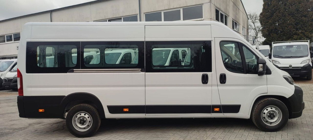 Opel Movano Vollverglast L4H2 verstärkt 2.2 BlueHDI - Минибус, Патничко комбе: слика 3 Opel Movano Vollverglast L4H2 verstärkt 2.2 BlueHDI - Минибус, Патничко комбе: слика 3