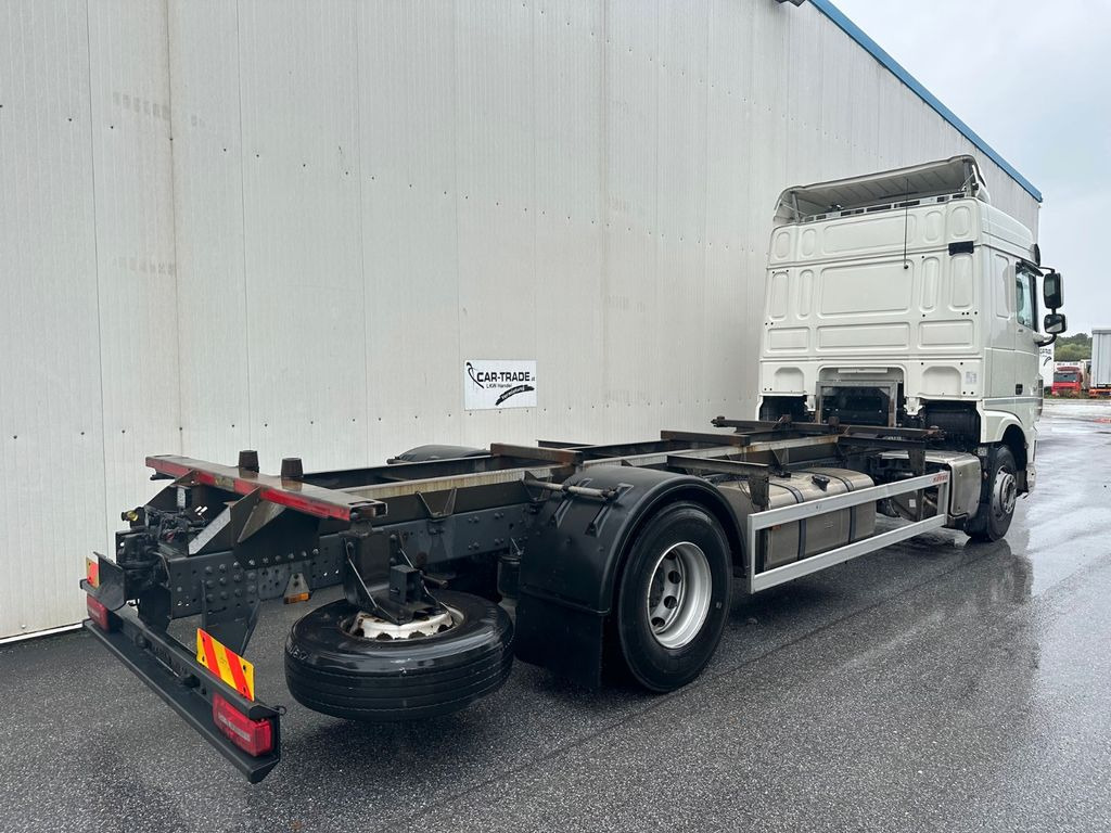 DAF XF 460 SpaceCab Retarder TÜV neu - Транспортер на контејнер/ Камион со променливо тело: слика 3 DAF XF 460 SpaceCab Retarder TÜV neu - Транспортер на контејнер/ Камион со променливо тело: слика 3