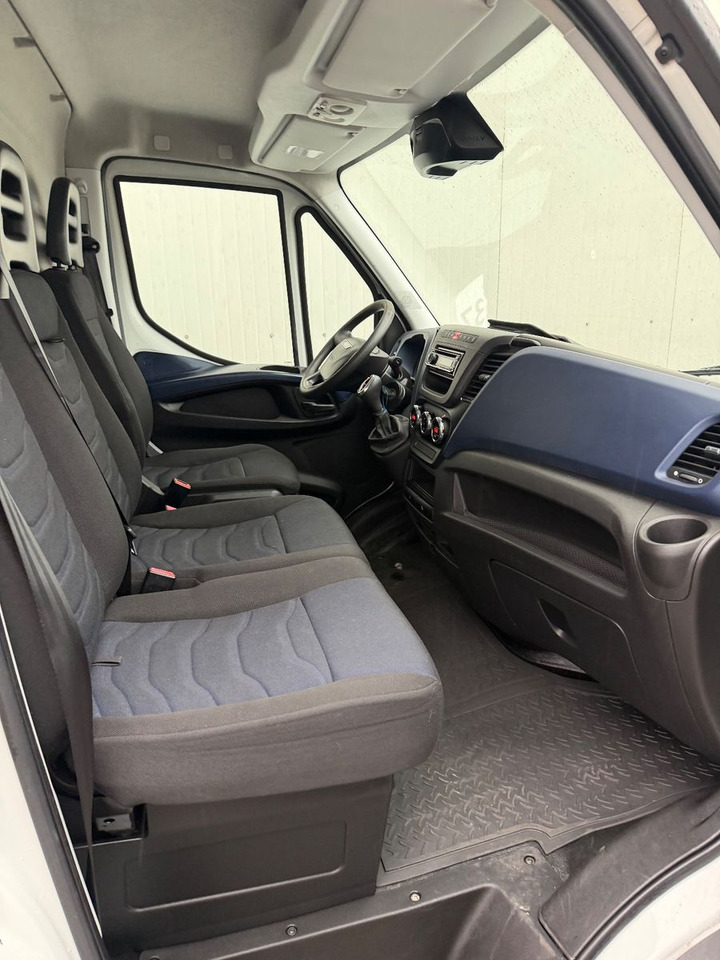 Лизинг на Iveco Daily 35S14 HiMatic L4H3 Maxi Iveco Daily 35S14 HiMatic L4H3 Maxi Iveco Daily 35S14 HiMatic L4H3 Maxi Iveco Daily 35S14 HiMatic L4H3 Maxi: слика 8 Лизинг на Iveco Daily 35S14 HiMatic L4H3 Maxi Iveco Daily 35S14 HiMatic L4H3 Maxi Iveco Daily 35S14 HiMatic L4H3 Maxi Iveco Daily 35S14 HiMatic L4H3 Maxi: слика 8