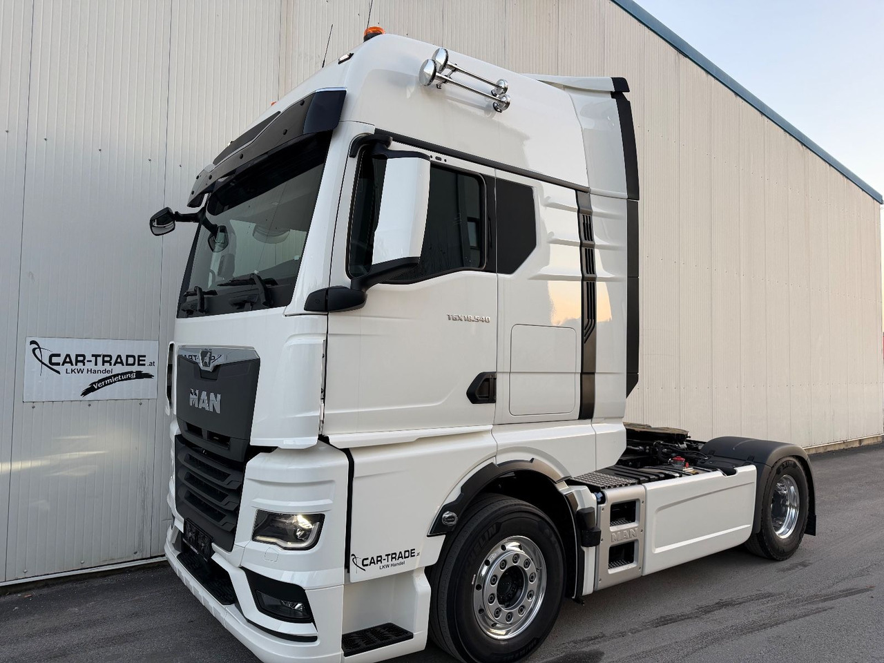 MAN TGX18.540 ALU/LED/2-Hyd - Камион влекач: слика 1 MAN TGX18.540 ALU/LED/2-Hyd - Камион влекач: слика 1