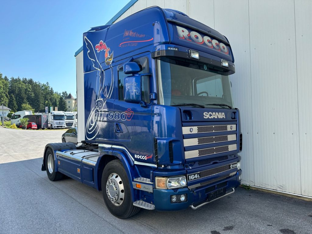 Scania 164 580 Topline Retarder Scania 164 580 Topline Retarder - Камион влекач: слика 2 Scania 164 580 Topline Retarder Scania 164 580 Topline Retarder - Камион влекач: слика 2