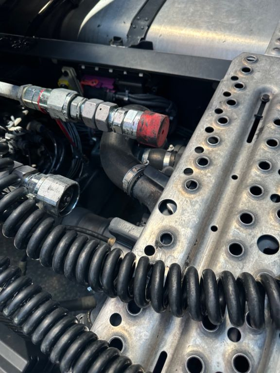 Камион влекач Scania 500R Vollluft Alu Leder LED Hyd.: слика 7