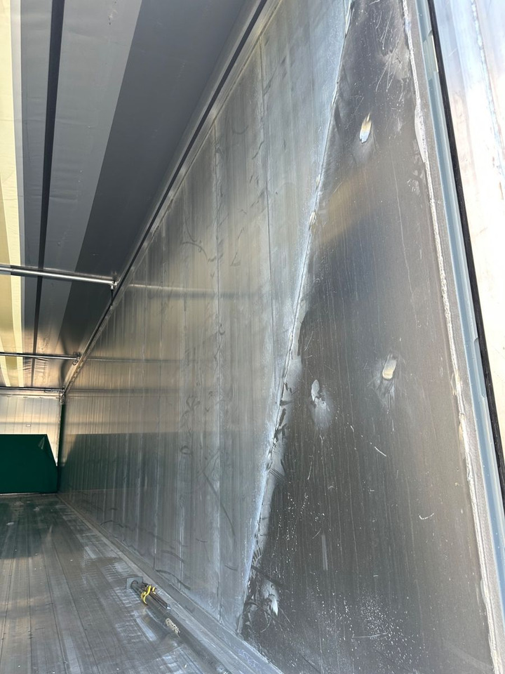 Kraker CF-200ZL Lift 92m³ - Полуприколка со подвижен под за истовар: слика 5 Kraker CF-200ZL Lift 92m³ - Полуприколка со подвижен под за истовар: слика 5