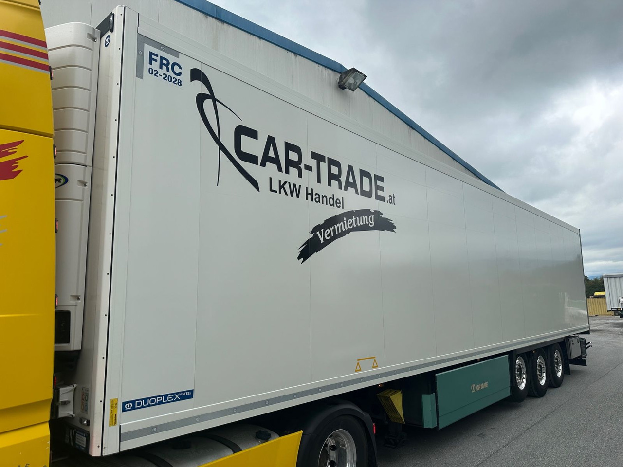 Krone SDR 27 Vector 1550 Doppelstock/Blumenbreit - Полуприколка сандучар: слика 1 Krone SDR 27 Vector 1550 Doppelstock/Blumenbreit - Полуприколка сандучар: слика 1