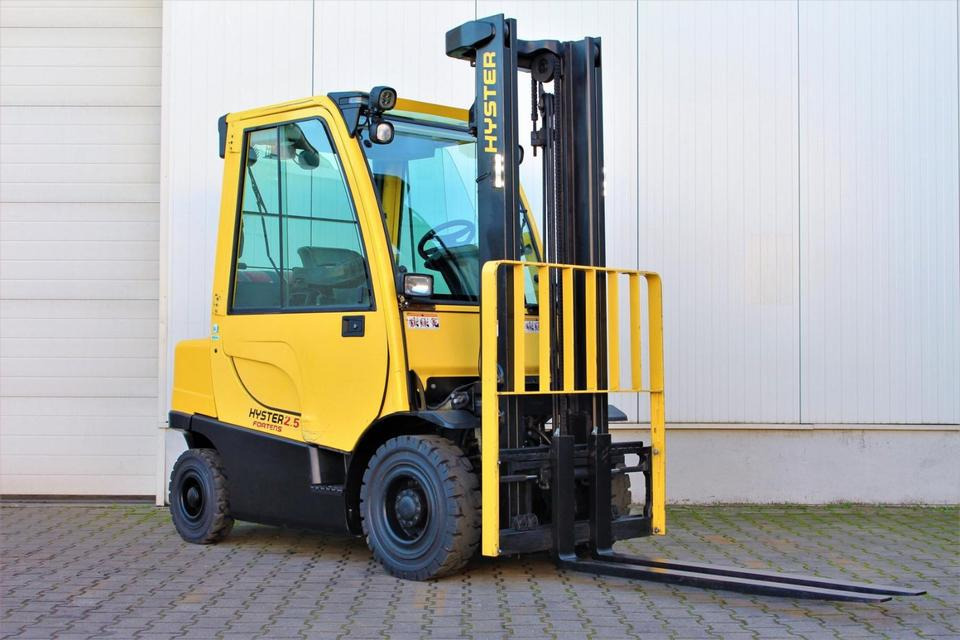 HYSTER H2.5FT Gas 2500kg Kabine 2018 Stapler UVV ✅ - Плински вилушкар: слика 3 HYSTER H2.5FT Gas 2500kg Kabine 2018 Stapler UVV ✅ - Плински вилушкар: слика 3