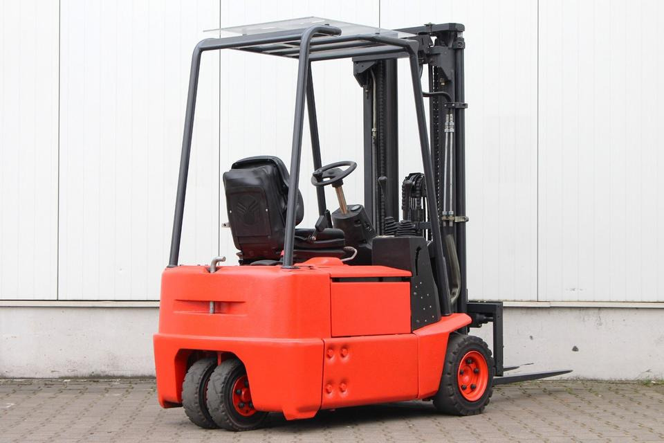 LINDE E15Z-02 Triplex 4,7m - Електричен вилушкар: слика 2 LINDE E15Z-02 Triplex 4,7m - Електричен вилушкар: слика 2