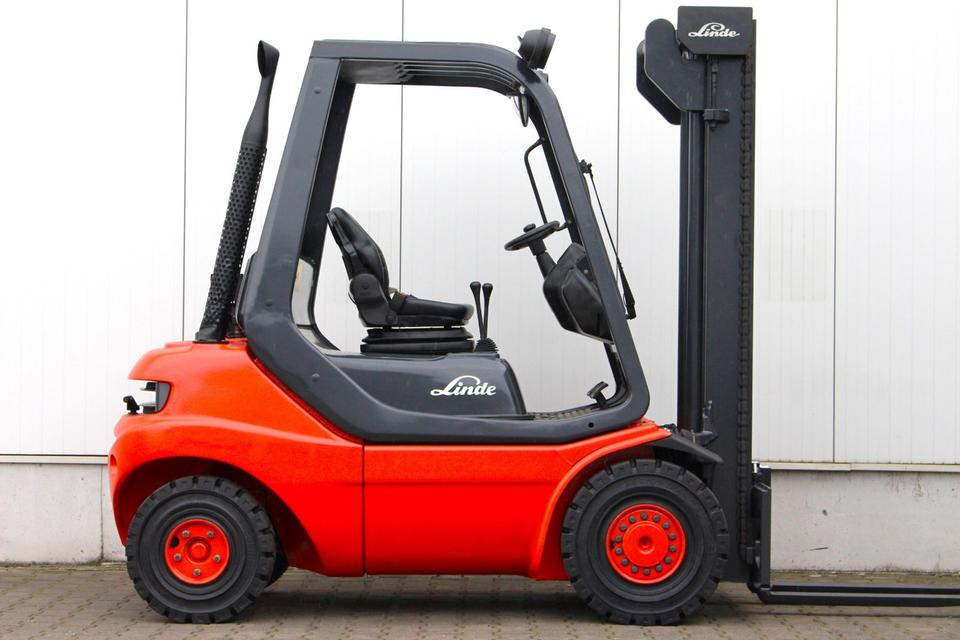 LINDE H20D Diesel TOP Zustand - UVV NEU - Дизел вилушкар: слика 3 LINDE H20D Diesel TOP Zustand - UVV NEU - Дизел вилушкар: слика 3