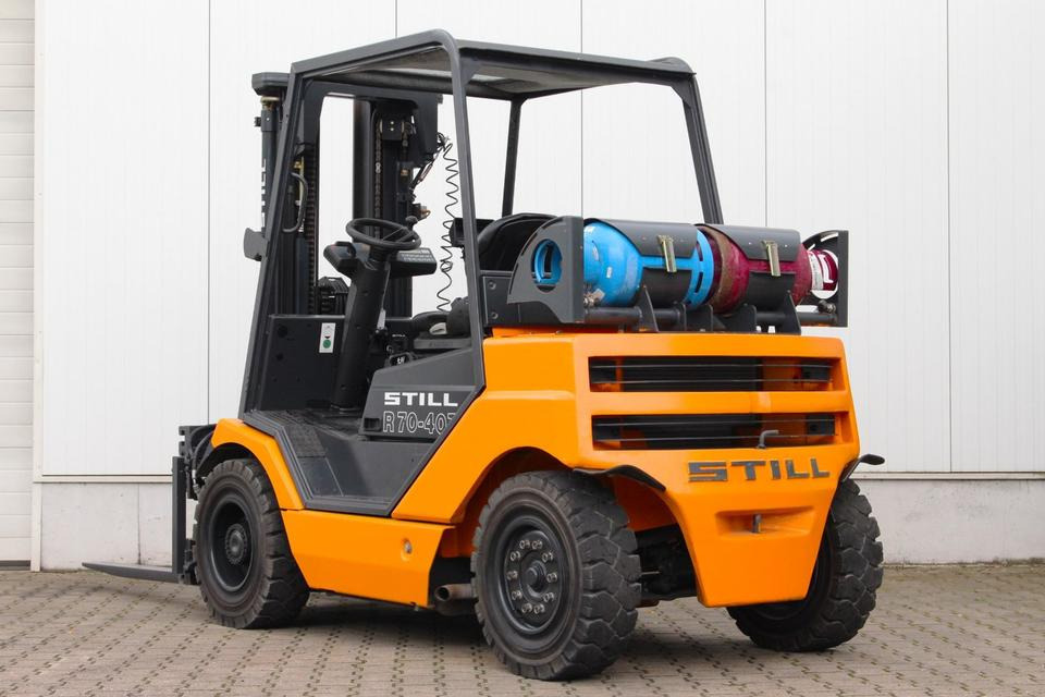 STILL R70-40T Gas Triplex 4t Klammergabel - Плински вилушкар: слика 3 STILL R70-40T Gas Triplex 4t Klammergabel - Плински вилушкар: слика 3