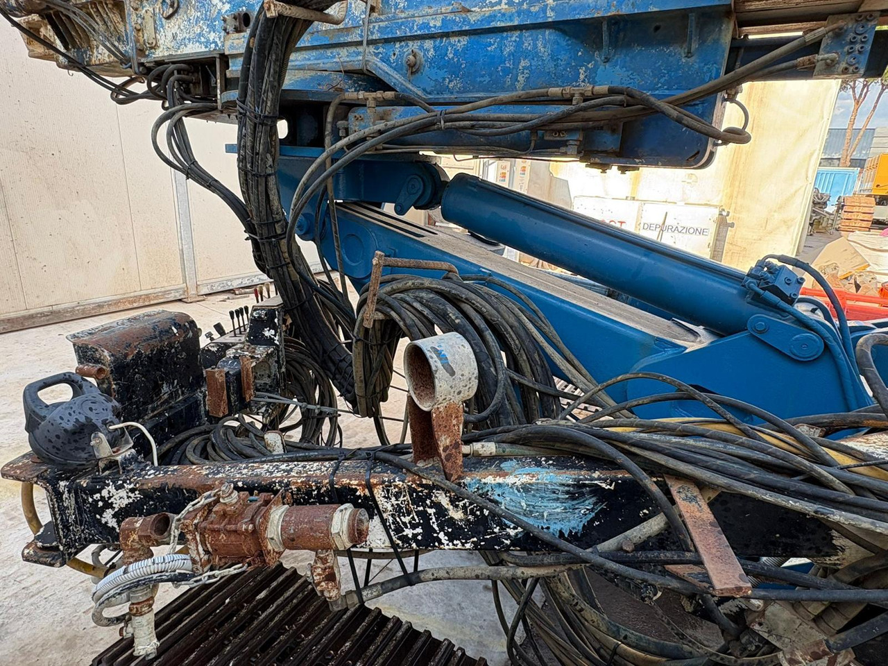 Soilmec SM 401 - Машина за бушење: слика 3 Soilmec SM 401 - Машина за бушење: слика 3